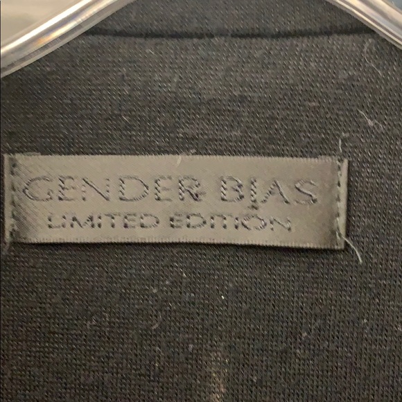 size - Picture 2 of 3